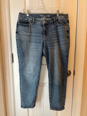 Old Navy Light Blue Cropped Straight Jeans